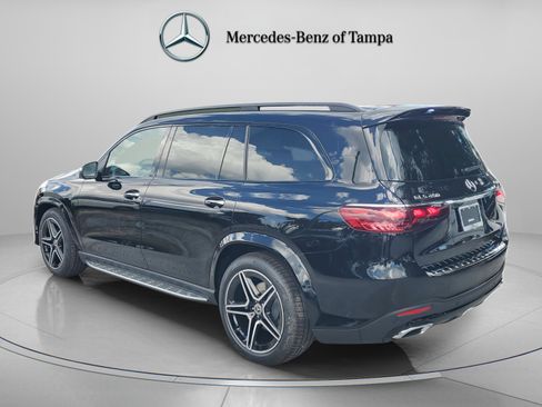 Used 2026 Mercedes-Benz GLS 450 4MATIC image 3