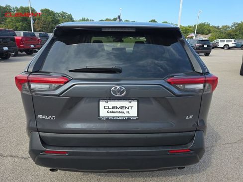 Used 2024 Toyota RAV4 LE FWD image 6