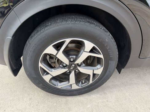 Used 2022 Kia Sportage LX FWD image 14