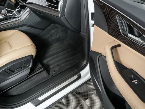 Used 2022 Audi Q7 3.0T Premium Plus w/ Premium Plus Package image 26