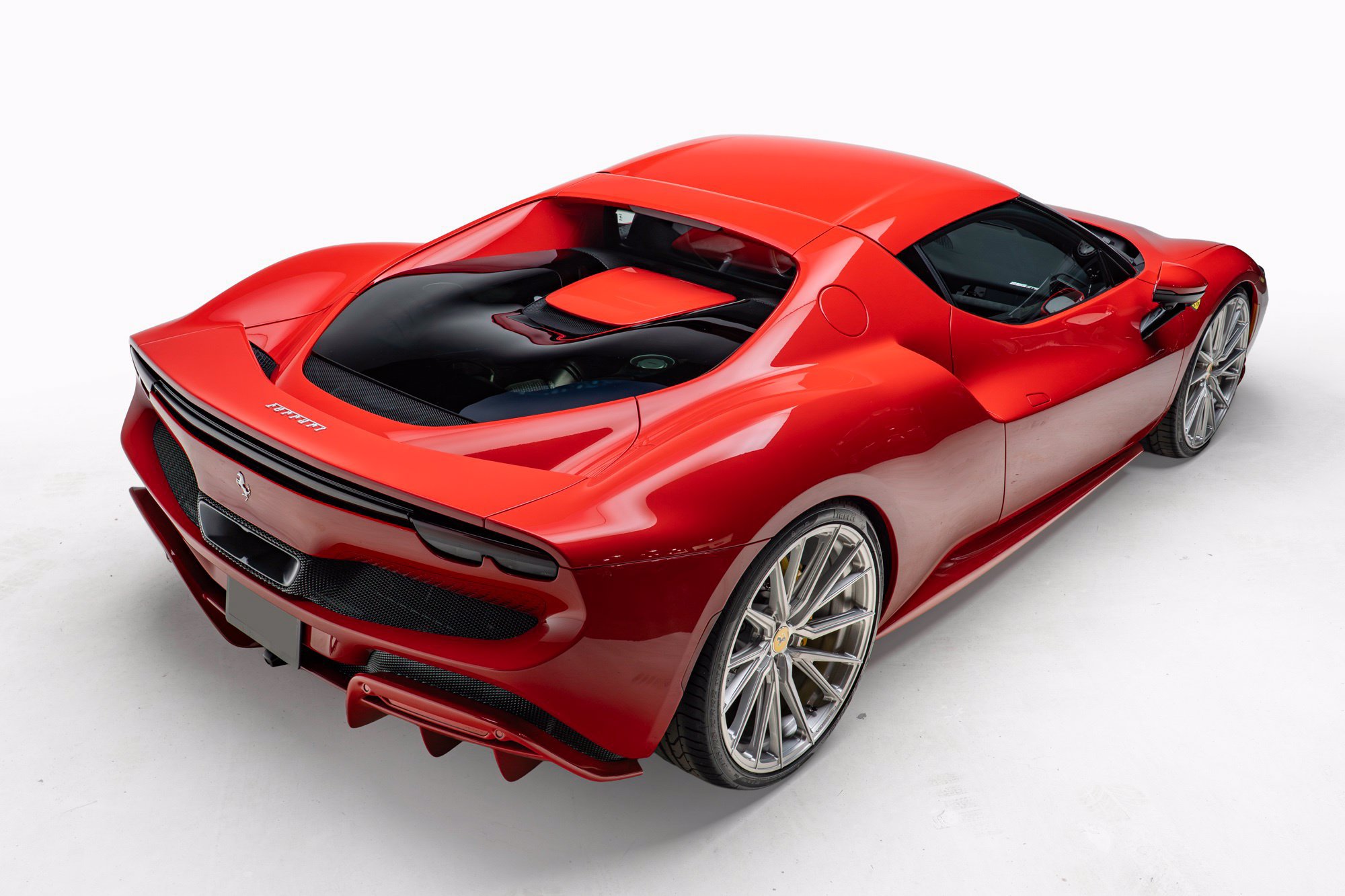 Used 2023 Ferrari 296 GTB RWD image 7