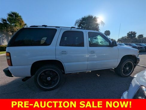 Used 2005 GMC Yukon SLT w/ SLT Preferred Equipment Group image 8