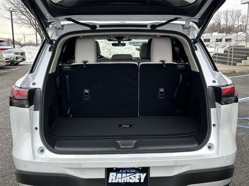 New 2026 INFINITI QX60 Luxe image 18