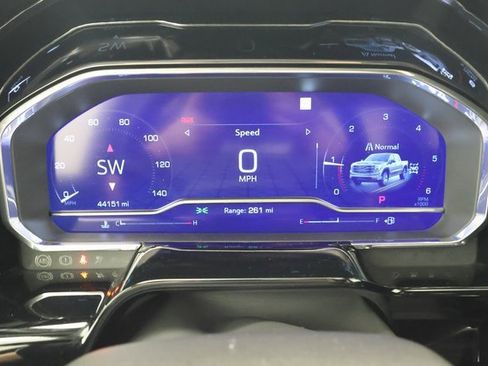 Used 2023 GMC Sierra 1500 SLT w/ SLT Premium Package image 13