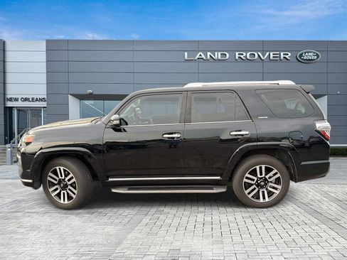 Used 2018 Toyota 4Runner Limited AWD/4WD image 2