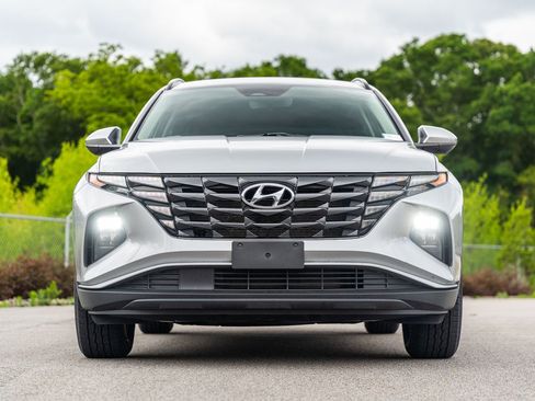 Used 2024 Hyundai Tucson SEL FWD image 2