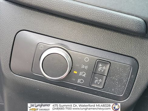 Used 2021 Ford Escape SE w/ Cold Weather Package FWD image 18