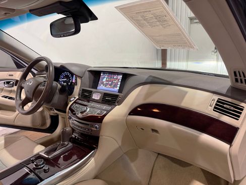 Used 2016 INFINITI Q70 3.7 image 11