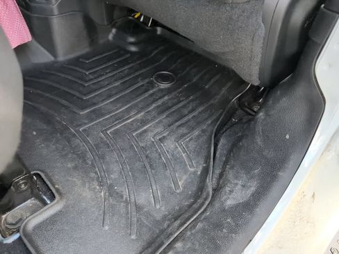 Used 2018 Jeep Wrangler Unlimited Sport AWD/4WD image 11