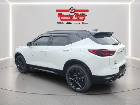 Used 2023 Chevrolet Blazer RS w/ Driver Confidence II Package FWD image 3