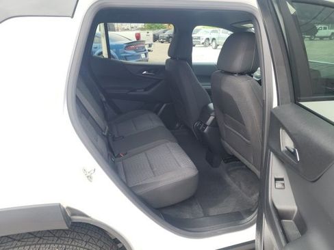 Used 2025 Chevrolet Equinox LT w/ Safety and Technology Package image 38