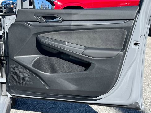 New 2025 Volkswagen GTI SE image 7