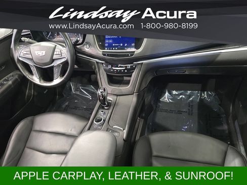 Used 2022 Cadillac XT5 Premium Luxury FWD image 10