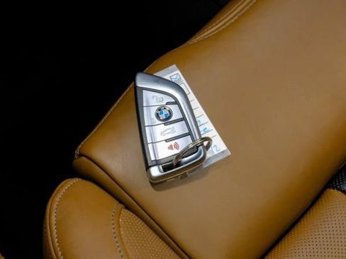 Used 2021 BMW X5 M w/ Executive Package AWD/4WD image 86