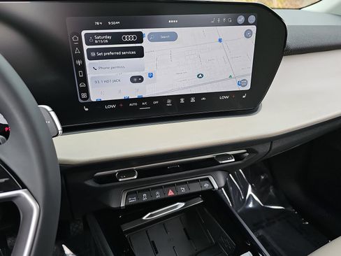 New 2026 Audi Q3 quattro 2.0T AWD/4WD image 21