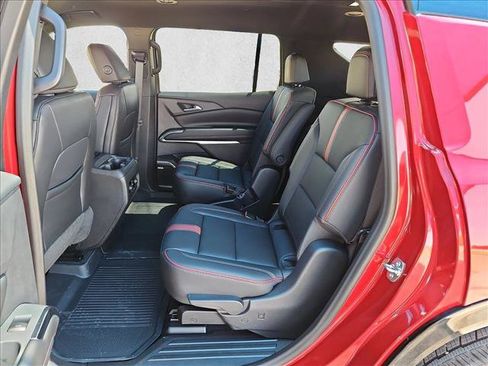 New 2027 Chevrolet Traverse RS w/ LPO, Floor Liner Package FWD image 16