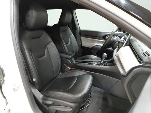 Used 2025 Jeep Compass Limited AWD/4WD image 16