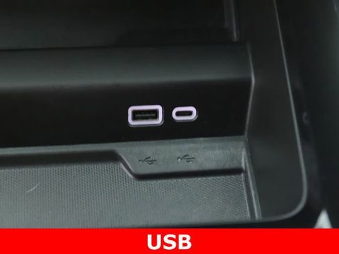 Used 2025 Chevrolet Tahoe Z71 w/ Z71 Off-Road Package AWD/4WD image 27