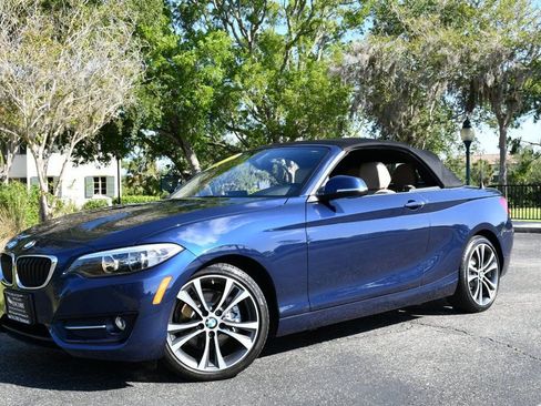 Used 2017 BMW 230i xDrive Convertible AWD/4WD image 25