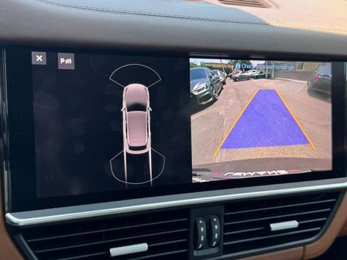 Used 2021 Porsche Cayenne GTS image 31