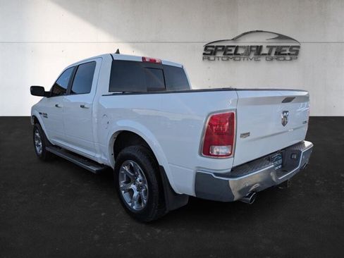 Used 2017 RAM 1500 Laramie w/ Convenience Group image 8