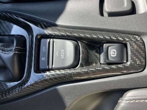 Used 2021 Chevrolet Camaro LT RWD image 30