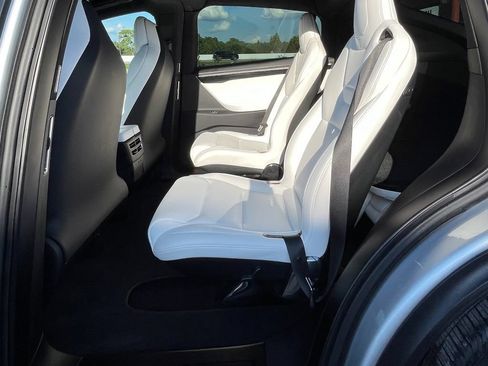 Used 2017 Tesla Model X 100D AWD/4WD image 31