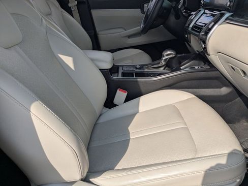 Used 2023 Kia Sorento S w/ Panoramic Sunroof Package FWD image 20