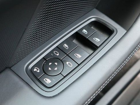 New 2025 Porsche Taycan 4S AWD/4WD image 25