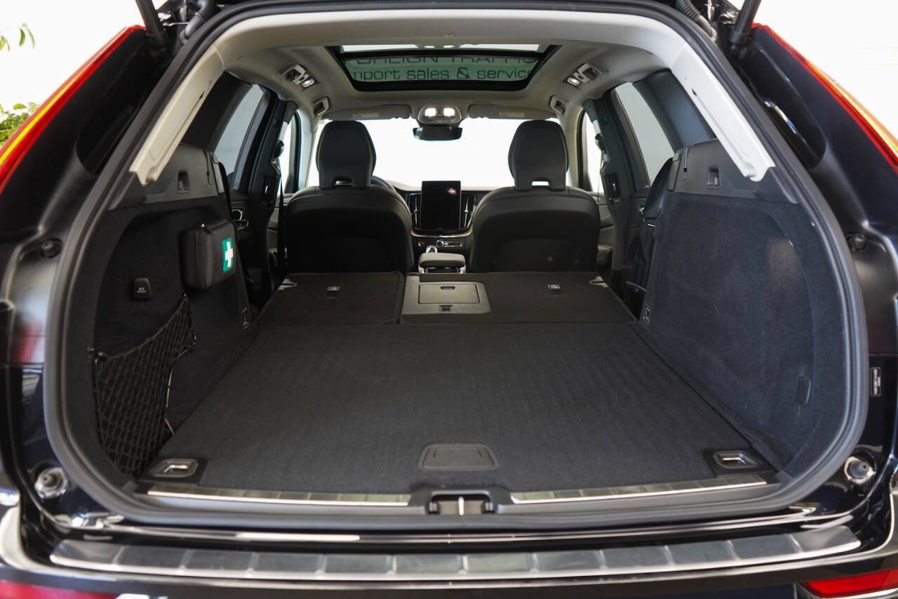 Used 2026 Volvo XC60 B5 Ultra AWD/4WD image 38
