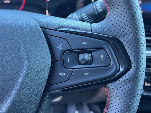 New 2026 Chevrolet Trax RS w/ Sunroof Package image 25