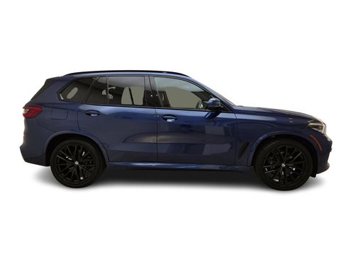 Used 2022 BMW X5 xDrive40i w/ M Sport Package image 4