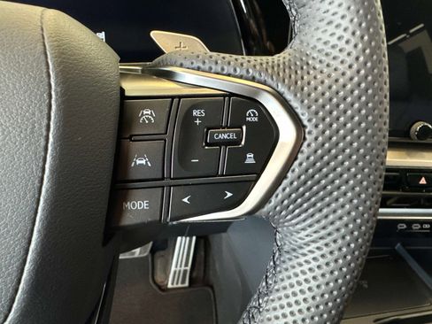 New 2026 Lexus TX 500h image 25