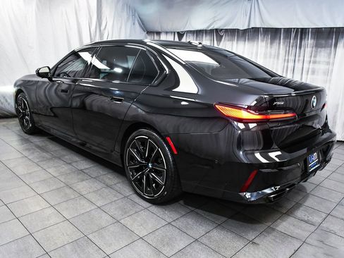 Used 2023 BMW 760i xDrive w/ Parking Assistance Package image 4