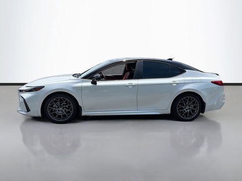Used 2025 Toyota Camry XSE FWD image 9