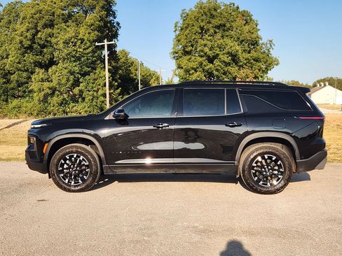 Used 2024 Chevrolet Traverse Z71 w/ Enhanced Driving Package AWD/4WD image 4