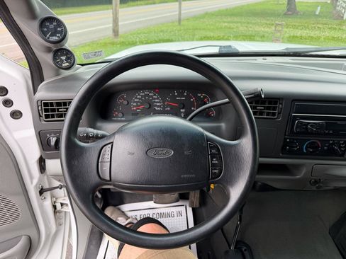 Used 2002 Ford F350 XLT AWD/4WD image 24
