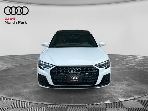 Used 2025 Audi A8 L 3.0T AWD/4WD image 8