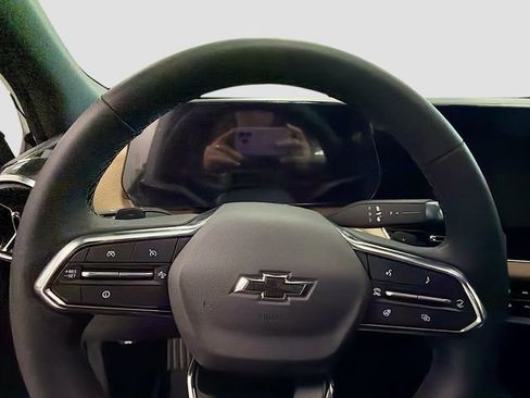 New 2026 Chevrolet Equinox ACTIV w/ Convenience Package III image 14