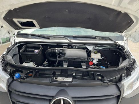 Used 2019 Mercedes-Benz Sprinter 170 image 20