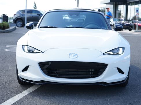 New 2025 MAZDA MX-5 Miata Club w/ Brembo/BBS Recaro Package image 8