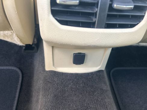 Used 2015 Ford Fusion SE image 36