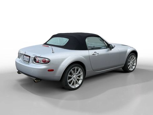 Used 2008 MAZDA MX-5 Miata Grand Touring w/ Premium Pkg image 5