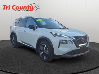 Used 2021 Nissan Rogue SL w/ Premium Package