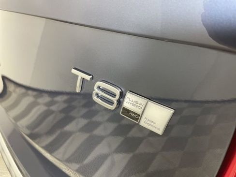 Used 2025 Volvo XC90 T8 Plus AWD/4WD image 19