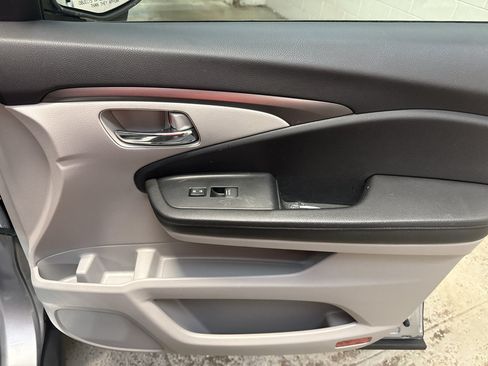 Used 2016 Honda Pilot EX-L image 21