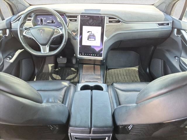 Used 2016 Tesla Model X 70D AWD/4WD image 17
