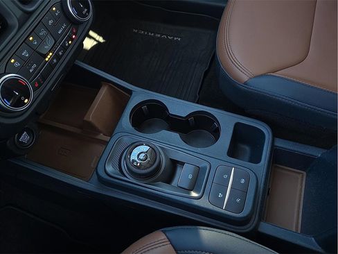 Used 2024 Ford Maverick Lariat image 20