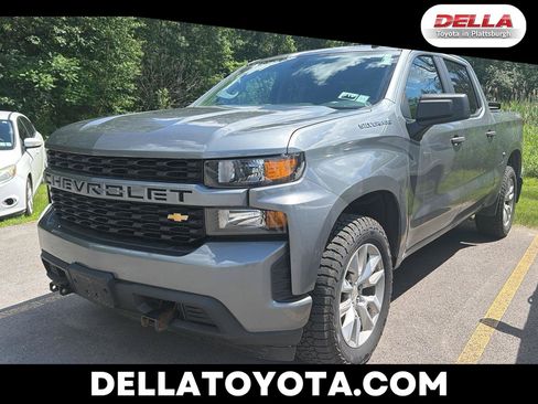 Used 2019 Chevrolet Silverado 1500 Custom w/ Custom Value Package AWD/4WD image 1