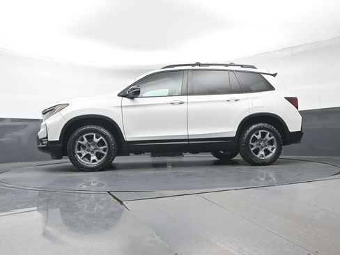 Used 2023 Honda Passport TrailSport image 35